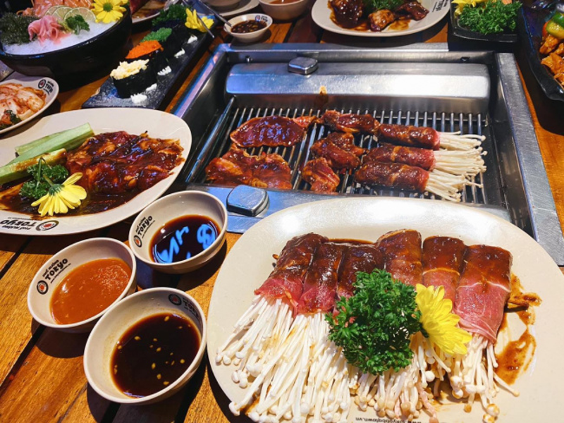 Set đồ nướng tại qu&aacute;n Phố Nướng Tokyo